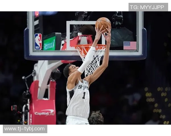 文班亚马法国队首战大放异彩27分轻取意大利吸引NBA球探关注